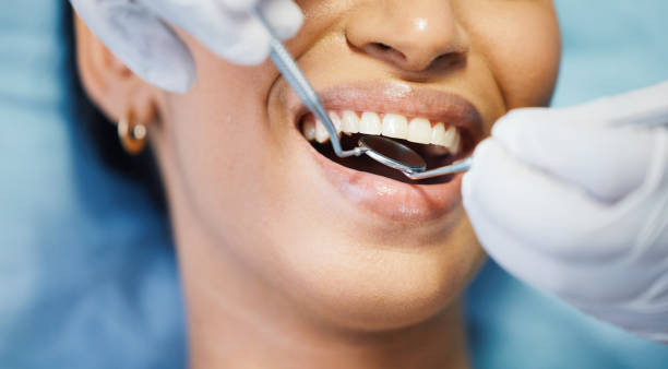 Best Dentist Open Late Near Me  in Monte Alto, TX